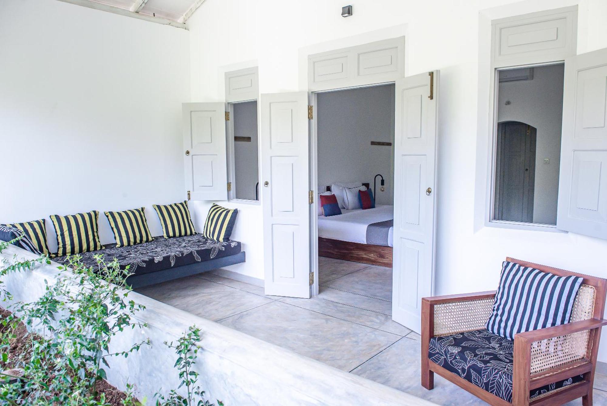 Good Story At Nirbana Island Bed and Breakfast Ahangama Exteriör bild